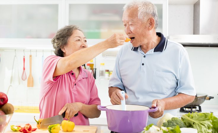 5 nguyên tắc khi bổ sung dinh dưỡng cho người già