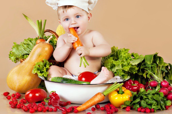 Chế độ ăn sau cai sữa cho bé: Đảm bảo đủ các nhóm dinh dưỡng