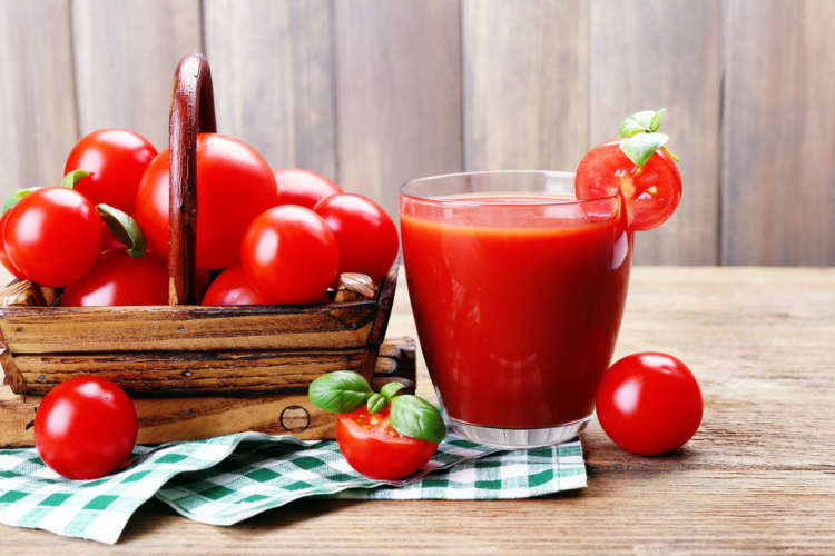 Nước ép cà chua: Thần dược cho sắc đẹp và sức khỏe